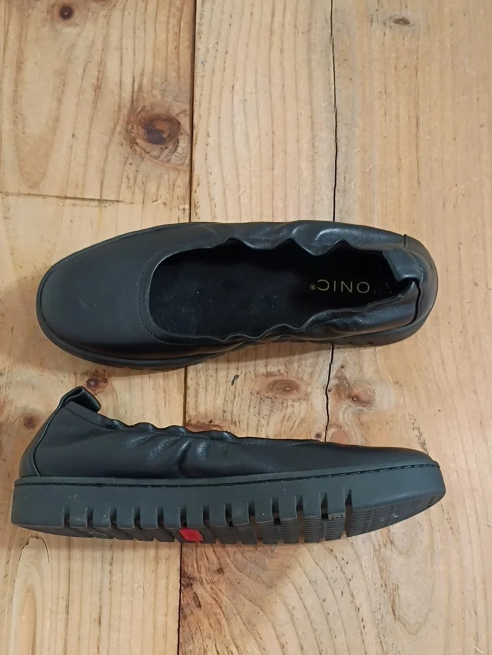 Vionic Black Uptown Ballet Women's Slip-On Shoes Size 6